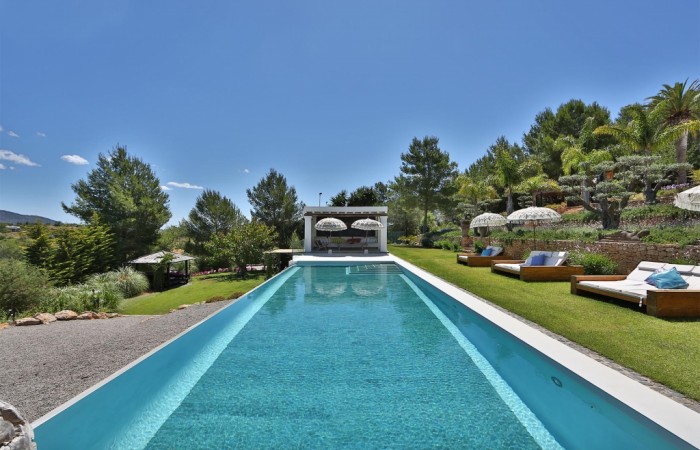 Luxus-Villa zum Verkauf auf Ibiza in San Lorenzo