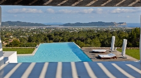 Exklusive Luxus - Immobilie zum Verkauf auf Ibiza Km 4