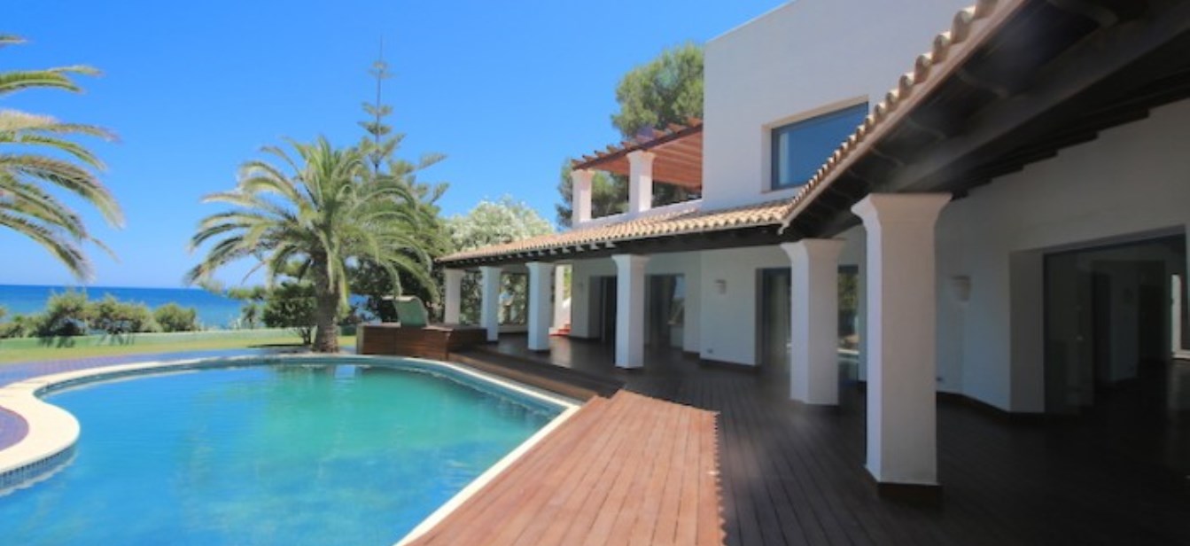 Villa mit direktem Meerzugang auf Ibiza Santa Eulalia
