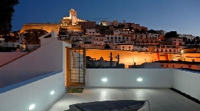 Neu renoviertes Altstadthaus in Sa Penya auf Ibiza