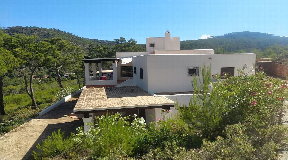 Villa in erster Meereslinie in Benirras mit Meerzugang