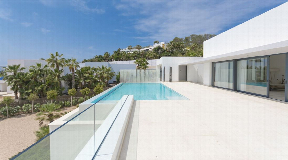 Exklusive moderne Villa in Vista Alegre zu verkaufen