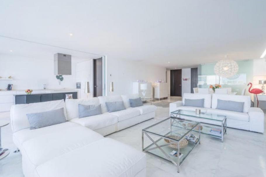 Luxuriöse Wohnung im ersten Stock von 320 m² in der schönen Anlage von Es Pouet