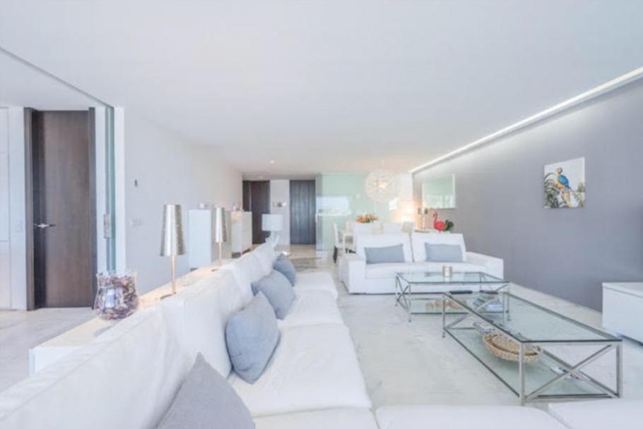Luxuriöse Wohnung im ersten Stock von 320 m² in der schönen Anlage von Es Pouet