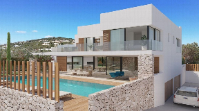 Einfamilienhaus im Bau mit exklusivem Pool auf Ibiza