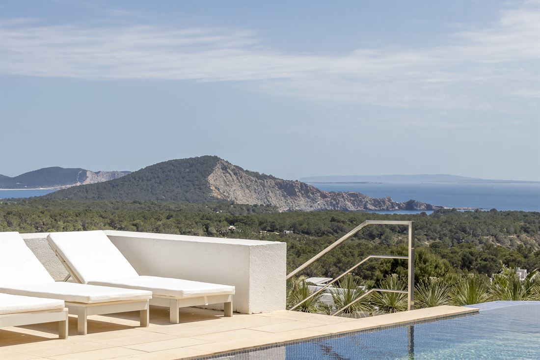 Villa mit wunderschönem Meerblick in exklusiver Wohnanlage