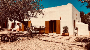 Wunderschön restauriertes Landhaus zum Verkauf in ruhiger Umgebung in der Nähe von San Rafael