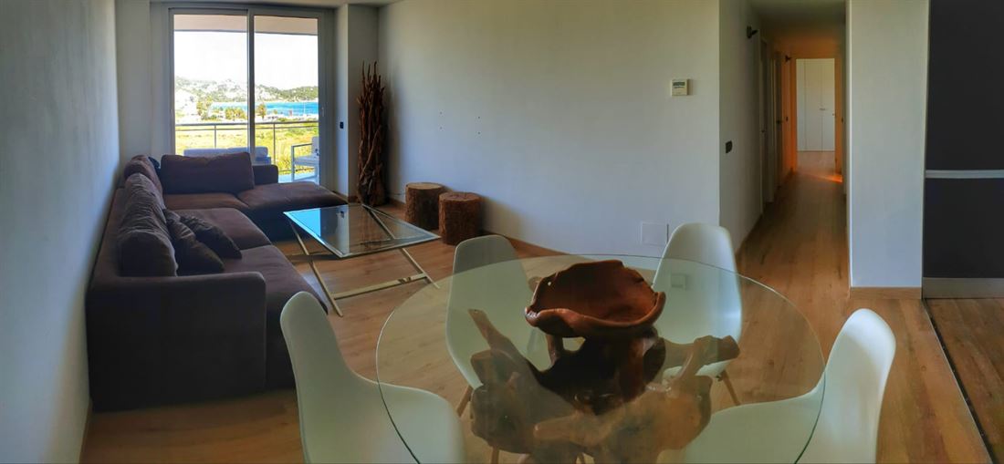 Modernes Luxusapartment mit Panoramablick in der Nähe von Marina Botafoch und dem Strand von Talamanca