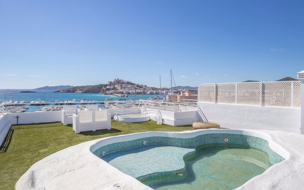Exklusives Duplex-Penthouse in bester Lage auf Ibiza