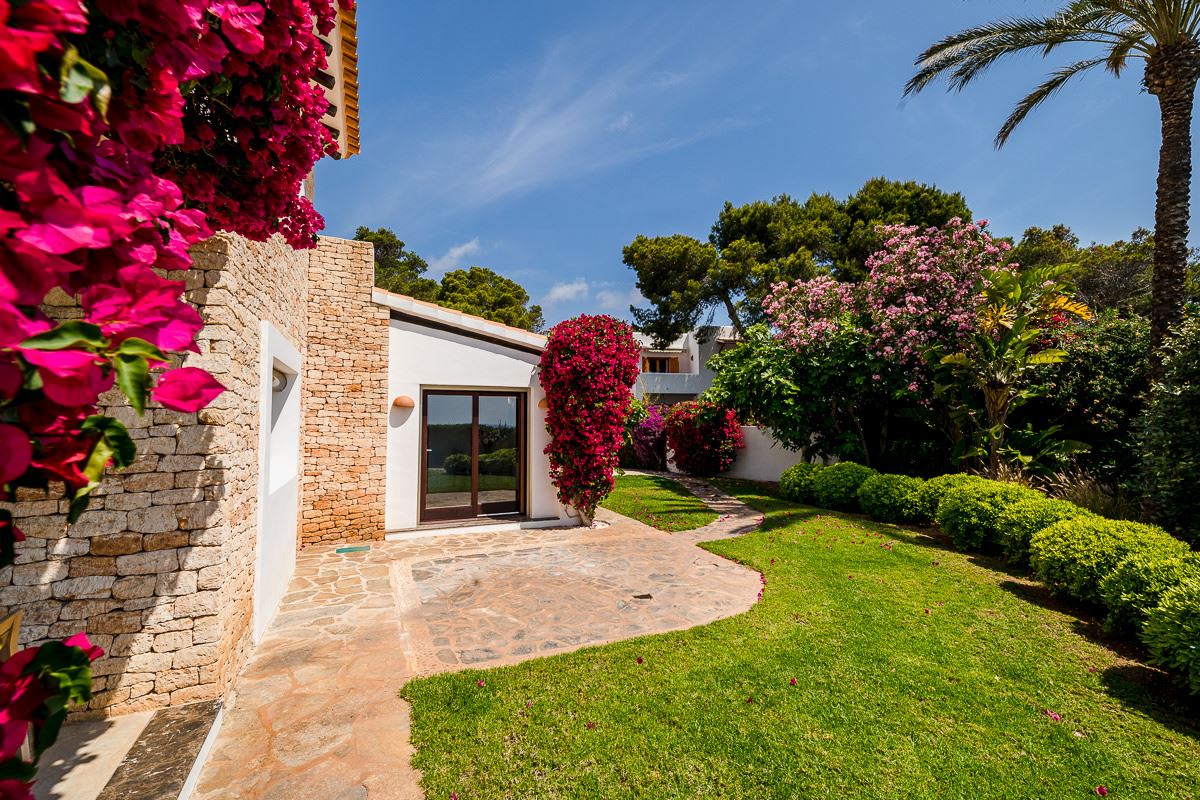 Exklusive mediterrane Villa mit Panoramablick auf das Meer