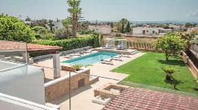 Wunderschöne Villa in Playa den Bossa zu verkaufen