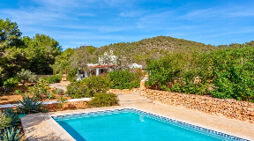 Exquisite Finca mit Gästeapartment, Pool und Reitanlage auf Ibiza