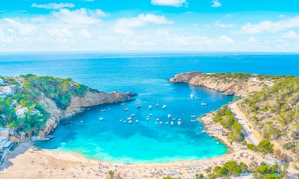 Leben auf Ibiza - Warum es die Prominenten auf die Insel zieht